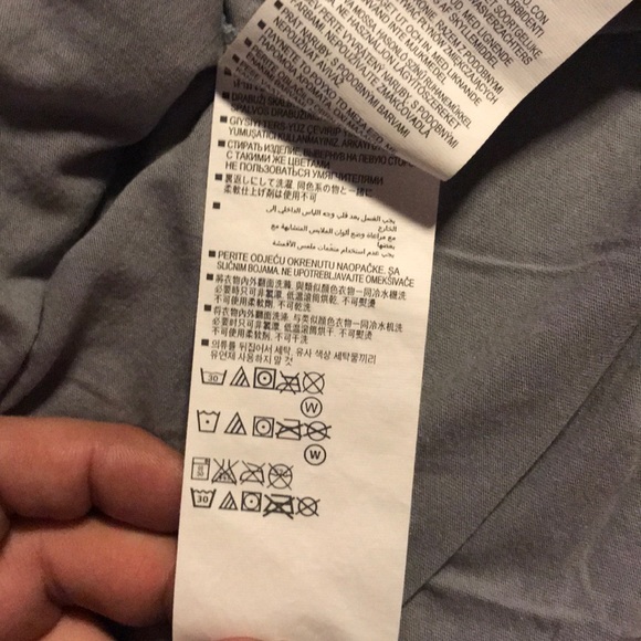 Under Armour long sleeve tshirt - Picture 5 of 7